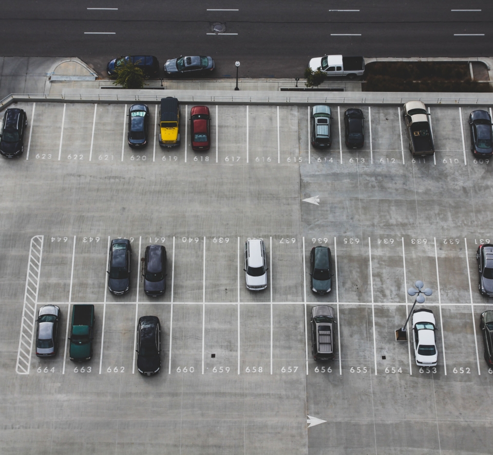 Loi LOM : transformer une contrainte règlementaire en une opportunité pour votre parking